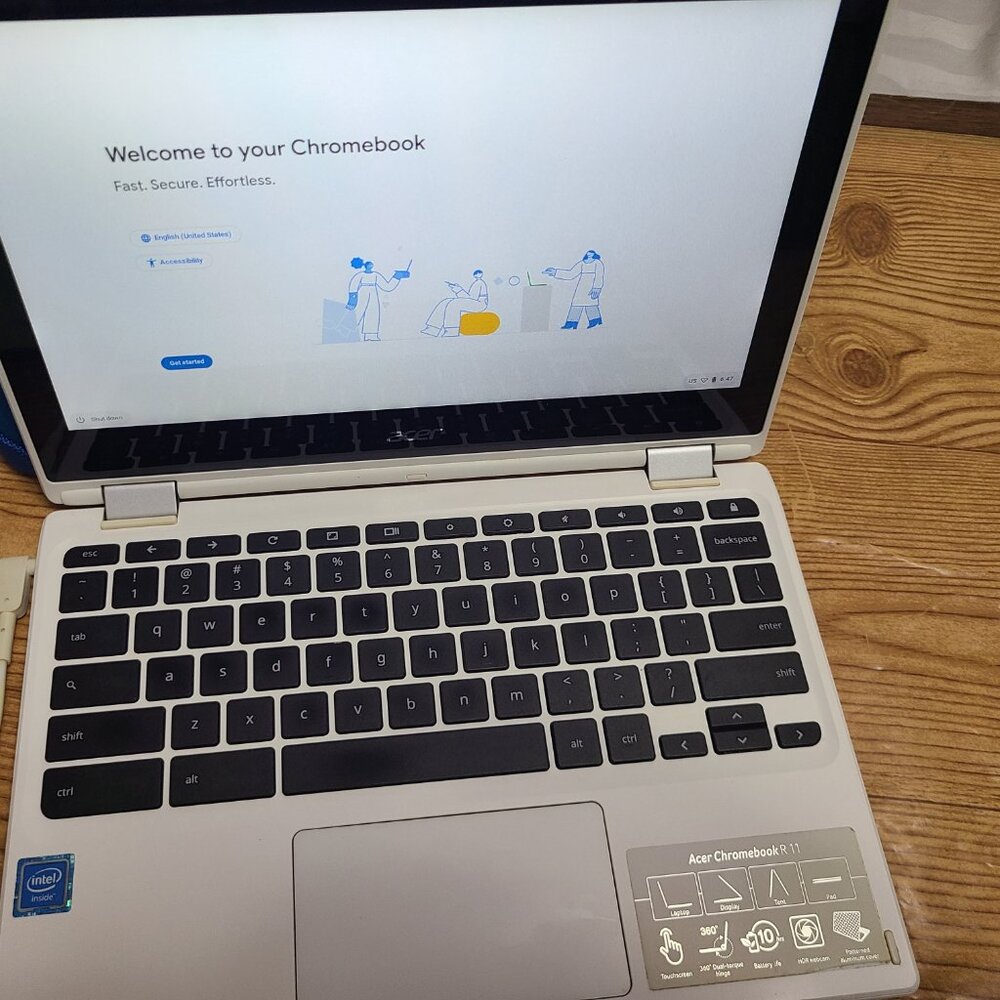 ACER Chromebook R11 with amazon case (AS IS) - Picture 6 of 7